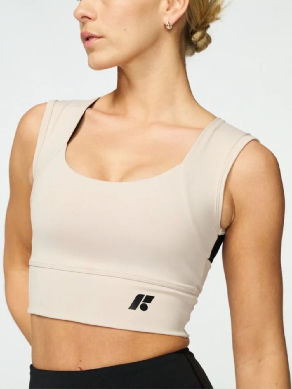 Forme Power Sports Bra Ecru Black Posture Self-Correcting Technology Size Medium
